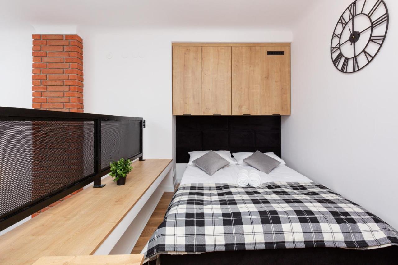 City Center Mezzanine Studio Chmielna By Noclegi Renters Warsaw Exterior photo